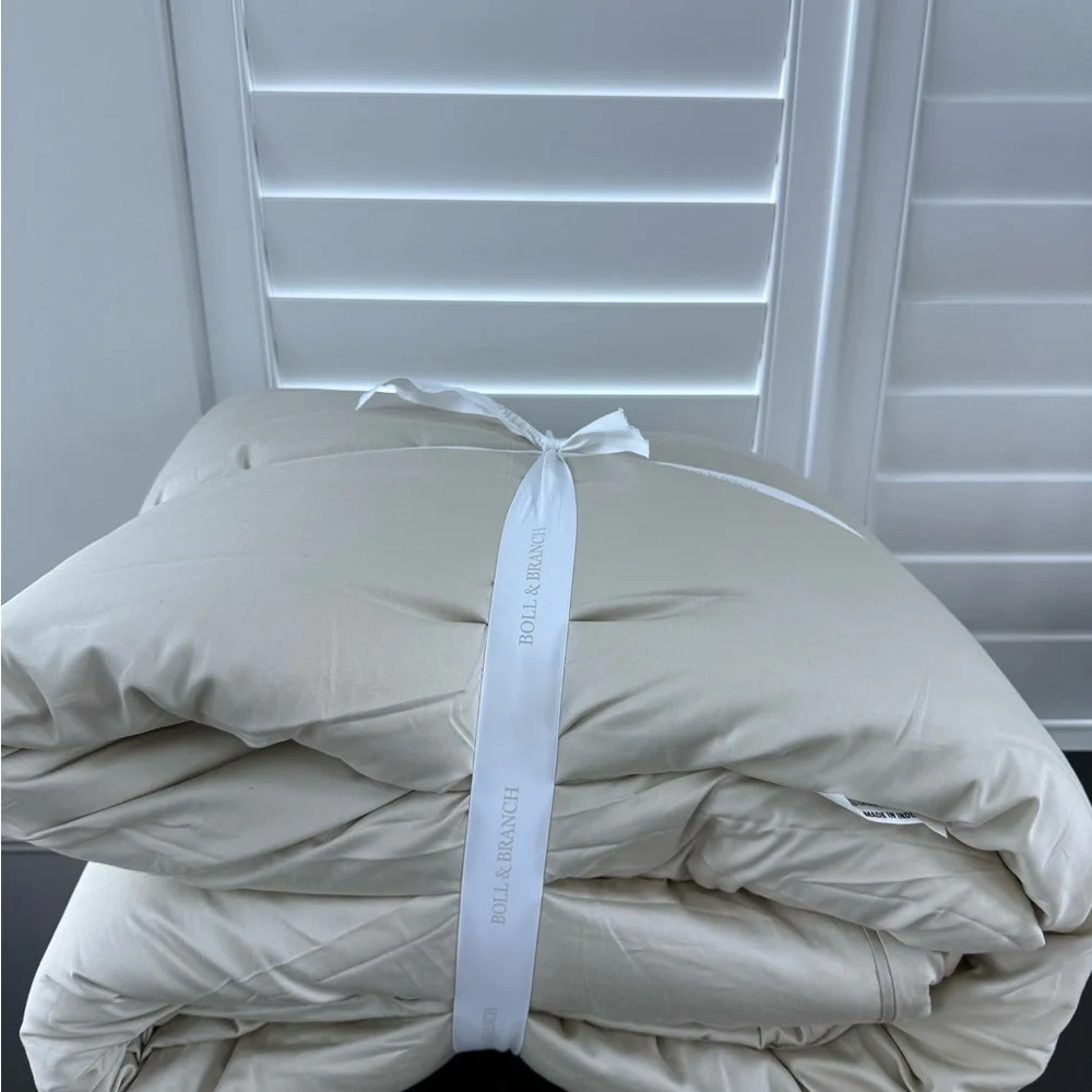Boll & Branch NEW signature, FULL/QUEEN comforter and shams